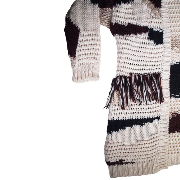 Willow & Clay Anthropologie, Ladies Cozy Knit Cardigan W/Fringe Sz Lg - Picture 2 of 5